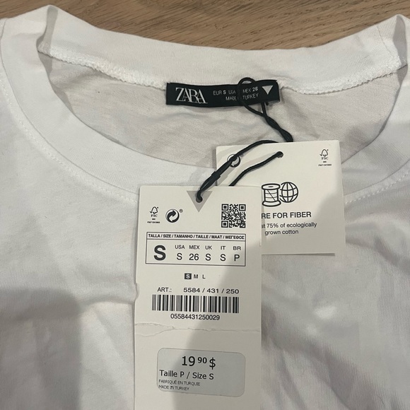 Ruffled Sleeved Tshirt - Picture 3 of 5